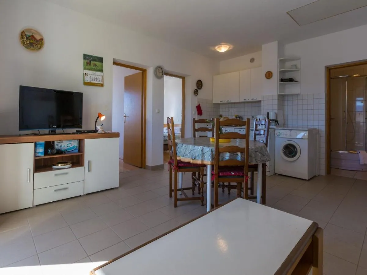 Apartments Stipe Novi Vinodolski