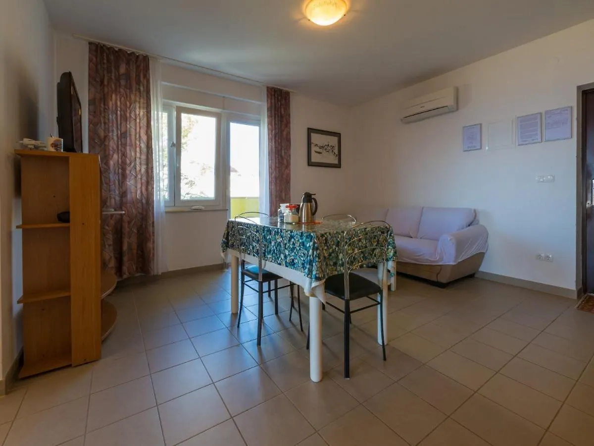 Apartments Stipe Novi Vinodolski Croatia