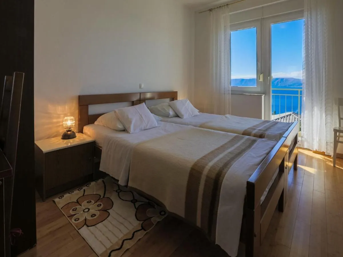 Apartments Stipe Novi Vinodolski