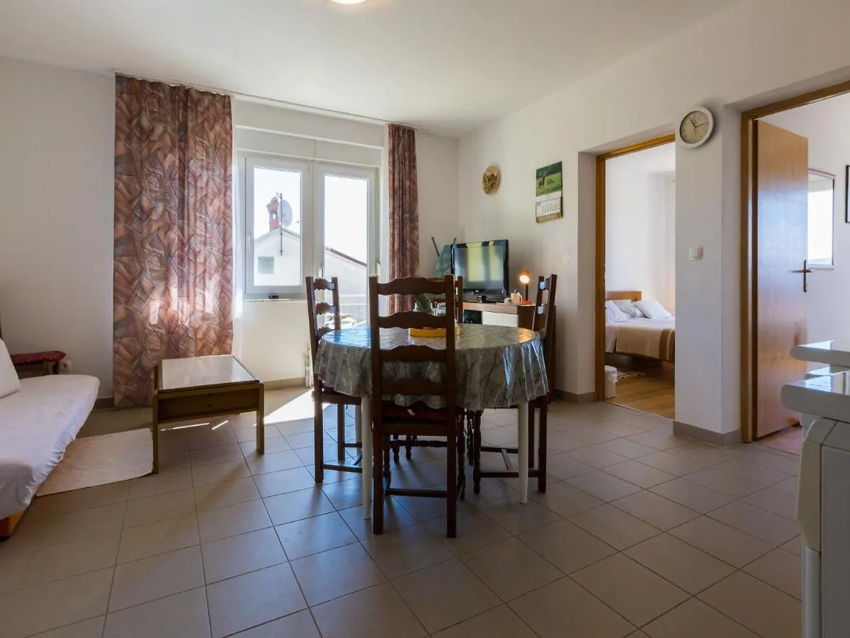 Apartments Stipe Novi Vinodolski